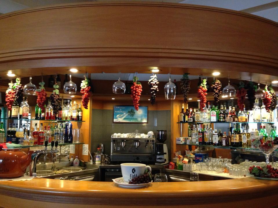 Platani Hotel Bolsena Esterno foto