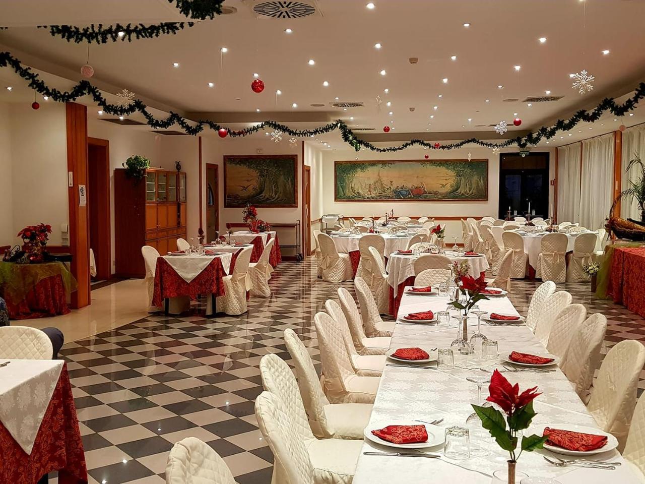 Platani Hotel Bolsena Esterno foto